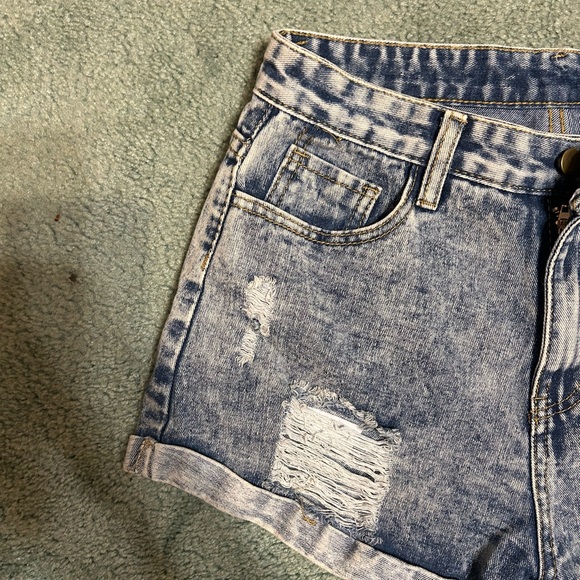 Shein Denim Shorts - Picture 2 of 4